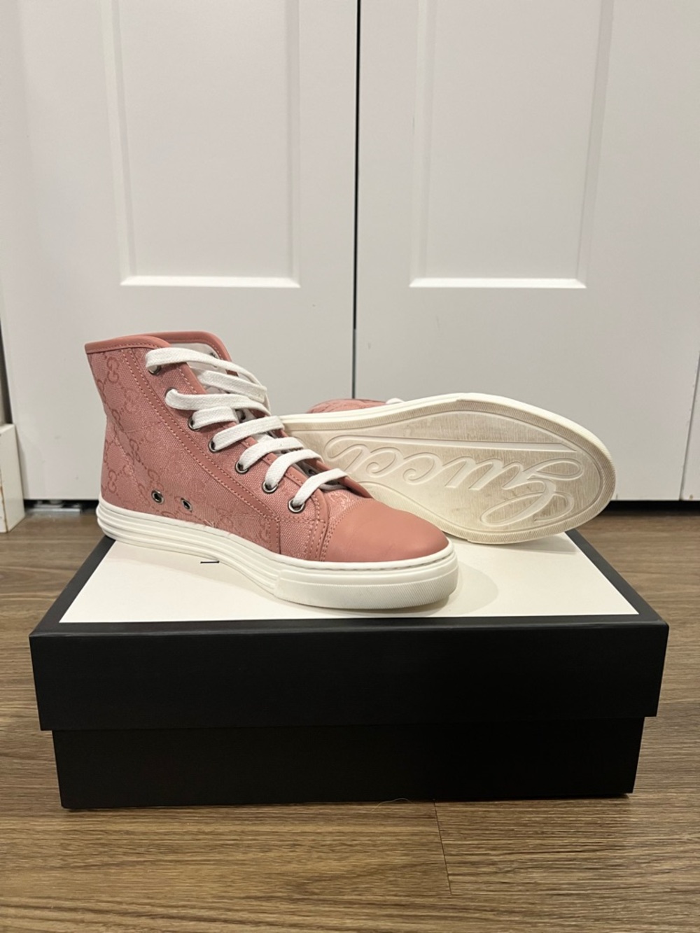 Gucci (WMNS) Gucci GG High-Top Sneakers 'Logo Print - Soft Pink’ - Picture 5 of 7